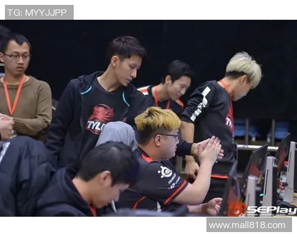 EDG团队协作引发热议专家解析CSGO战术配合的争议与挑战